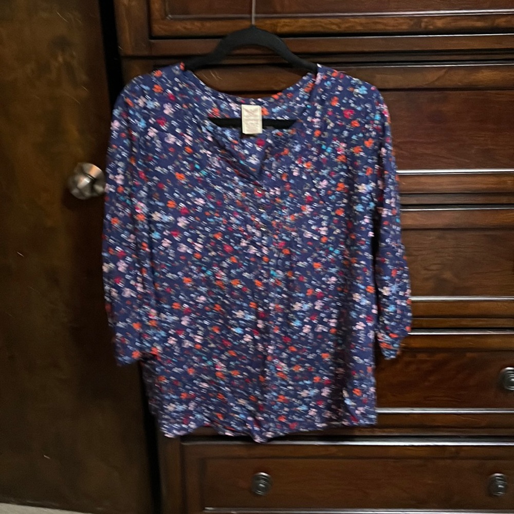 Faded Glory women’s shirt.